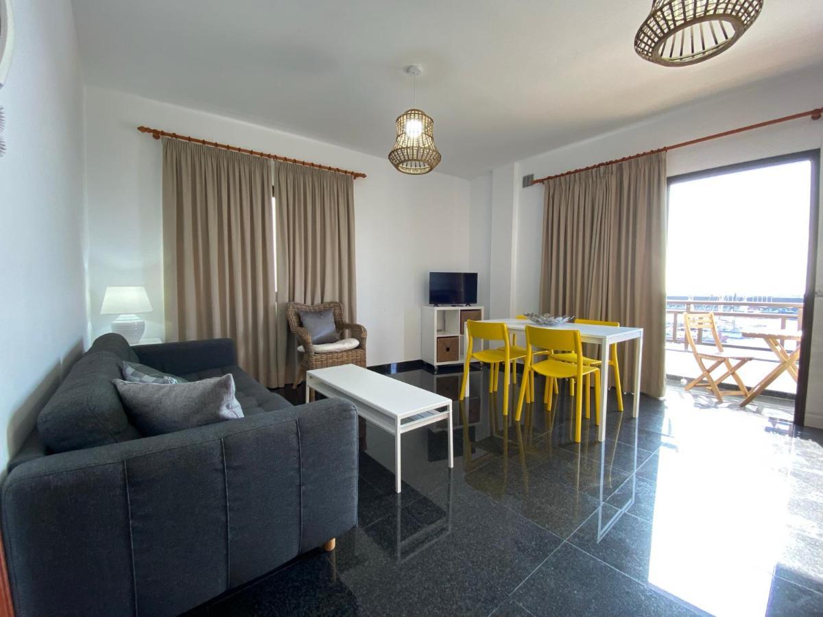 Zifios Apartment *